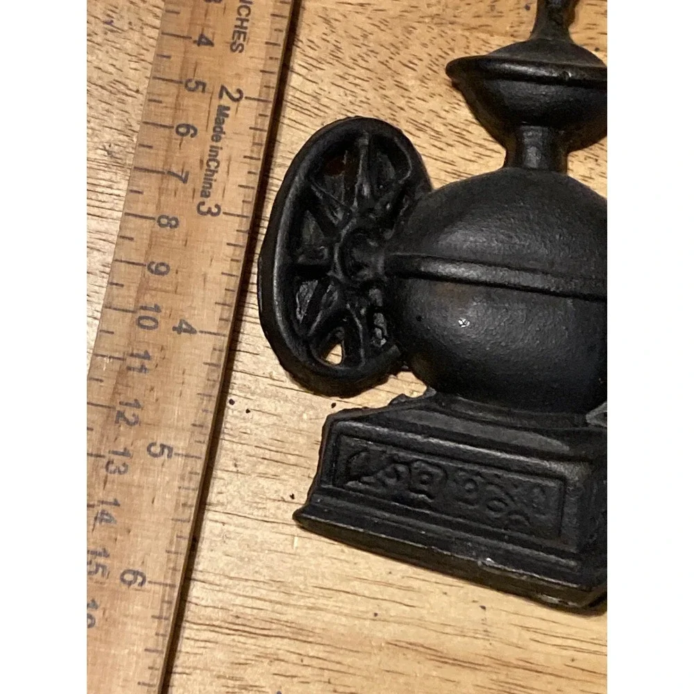 Vintage Cast Iron Coffee Grinder Wall Decor Double Wheel Black Metal Mill 5.5in